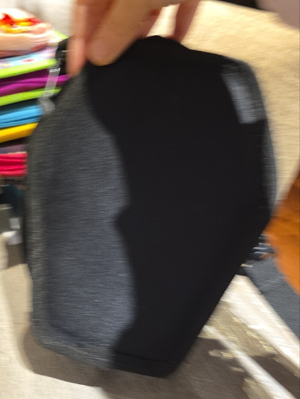 Black Skull Crossbody Pouch - Brand - Picture 4 of 4